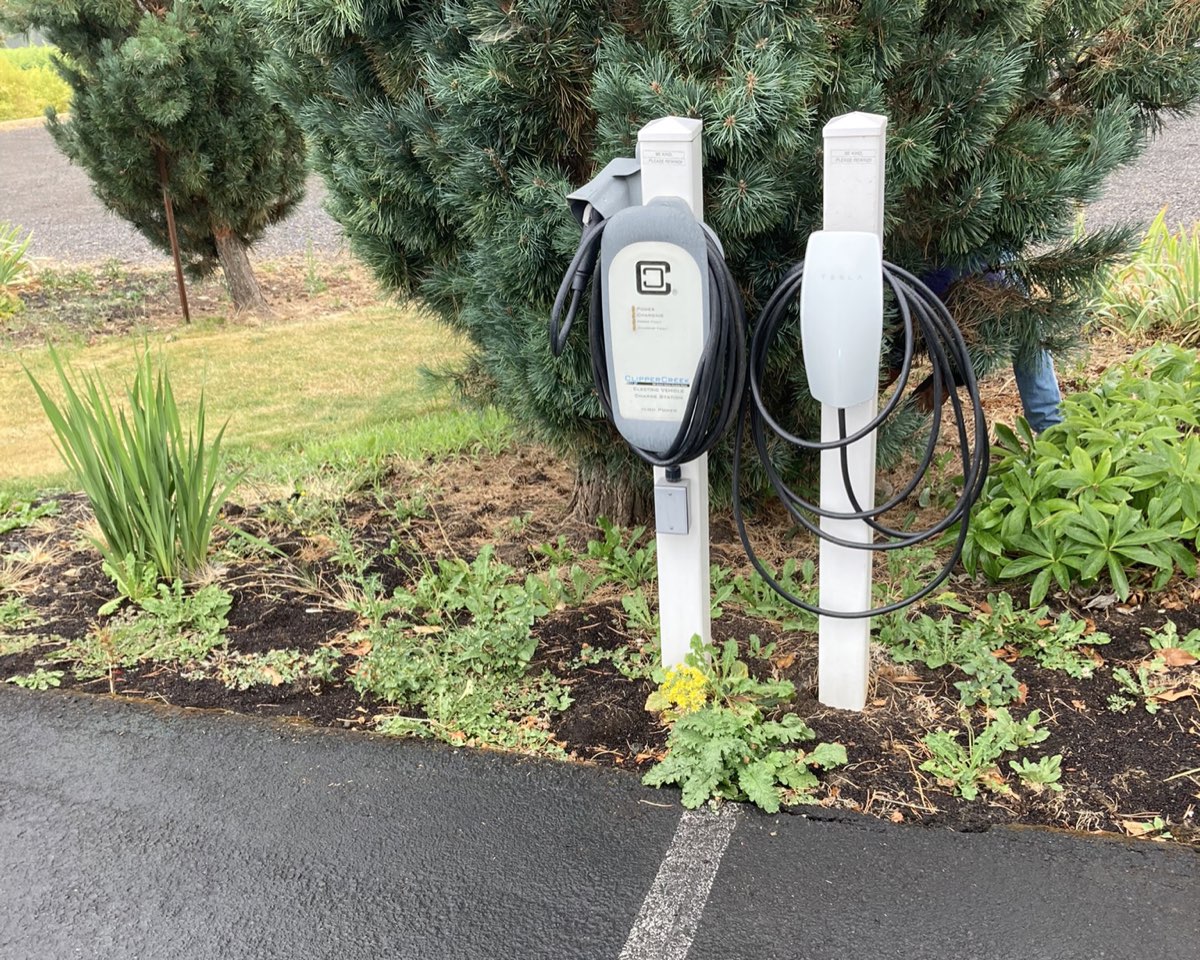 EV Charging 02